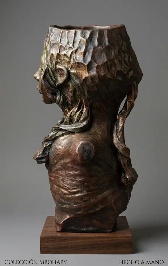Escultura: Tembiasakue – Sitta (Claudio Centeno) - Imagen 3